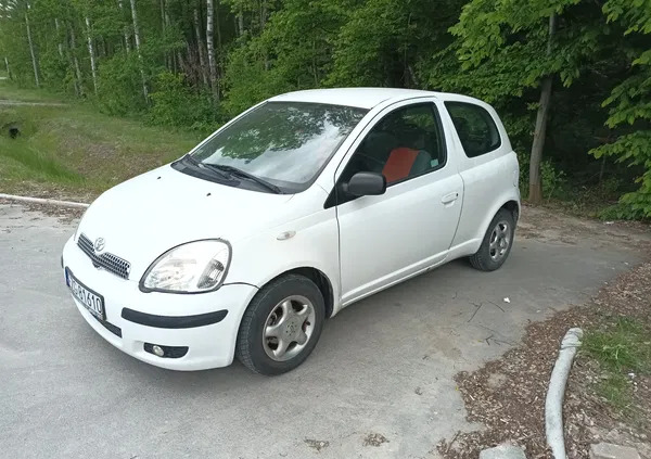 toyota łódzkie Toyota Yaris cena 4800 przebieg: 232000, rok produkcji 2004 z Zgierz